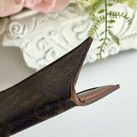 Authentic LOUIS VUITTON Monogram Cardholder/ Wallet - Picture 10 of 12